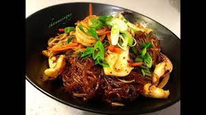 In a large bowl, add hot water (tap or kettle boiled). Japchae Spicy Seafood Noodles Youtube