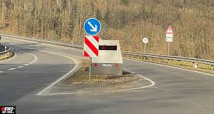 Bei welchen verstößen drohen punkte, wenn sie geblitzt wurden? Blitzer Meldungen Oberberg Vorsicht Hier Wird Geblitzt Ab Montag 29 03 2021 News On Tour De