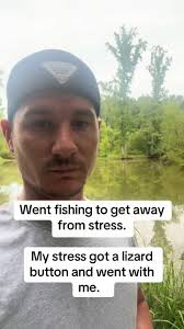 Fishing to Relieve Stress with a Lizard Button