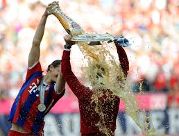 Despite having another bundesliga trophy in the silverware case at allianz arena, it's shaping up to be a summer of change for bayern, where rb leipzig manager julian nagelsmann will replace hansi. Bayern Munich Manager Pep Guardiola Dropped The Bundesliga Trophy For The Win