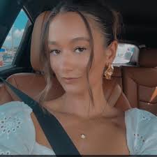 What are some suggestions for renting a pontoon boat for 10 people over the  4th of July?