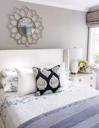 Anyone have any ideas for a work around? How To Arrange Pillows On A Queen Bed Five Simple Formulas That Work Driven By Decor