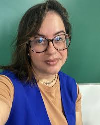 Deborah Lamar's Instagram, Twitter & Facebook