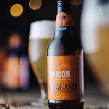 The Best Seasonal Beers To Drink This Fall That Aren T Pumpkin Good Whiskey Beer Beer Bar