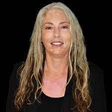 Carla Pauley's Instagram, Twitter & Facebook