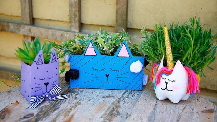 How to make a DIY animal vase with your child - BBC Bitesize