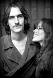 James Taylor and his wife Carly Simon in the 1970s : r/OldSchoolCool