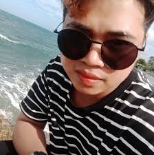 Gloomy days got me like... antok yern?? lol H&M Instagram & Twitter  @migueltanfelix_ Tiktok @migueltanfelix98