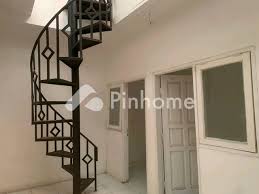 Disewakan Rumah Mewah di Lokasi Premium di Jalan Lembang ...