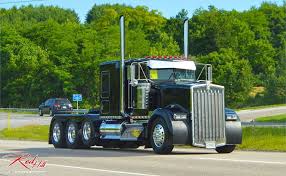 Joe Seaman On Instagram A Return To Your Regularly Scheduled Truck Program With This Slick Kw Kenworth Kw Customkenworth Customkw Trucks Seaman Kenworth