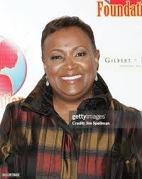 Vicki Behrens's Instagram, Twitter & Facebook