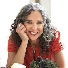 Kia Sanford's Instagram, Twitter & Facebook