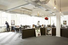 Office Tour 18 Feet Rising S London Offices Med Billeder