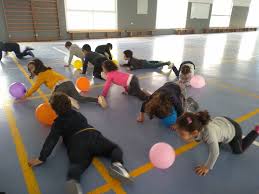 (2009) juegos populares y tradicionales de españa y su valor didáctico en el aula de educación física. Instituto Espanol Lope De Vega On Twitter Quereis Saber Lo Que Hemos Hecho En La Clase De Educacion Fisica Esta Semana Con El Alumnado De 3 Anos Hemos Trabajado La Psicomotricidad A
