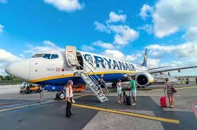 O lista completa de articole ce au eticheta evenimente culturale 1 iunie 2021 | pagina 1. Ryanair Va Opera Zboruri Din Sibiu Spre Bologna È™i Treviso De La 1 Iunie 2021 In 2021 Ryanair Passenger Jet Europe