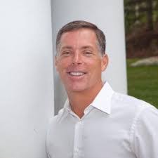 Daniel Stull's Instagram, Twitter & Facebook