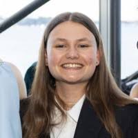 900+ profilů „Mcintee'“