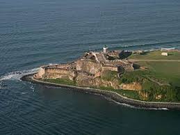 Castle san felipe is one of the most picturesque places in the caribbean with resplendent architecture. Castillo San Felipe Del Morro Puerto Rico History Puerto Rico Vacation San Juan Puerto Rico