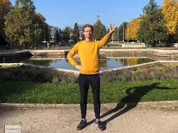 Stream tracks and playlists from franciszek sterczewski on your desktop or mobile. Posel Franciszek Sterczewski Troszczy Sie O Ukraincow Mieszkajacych W Polsce Czy Policjanci I Lekarze Znaja Ukrainski