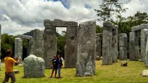 The famous stones that still stand today were put in place. Tak Perlu Ke Inggris Stonehenge Juga Ada Di Lereng Merapi Tribun Jateng
