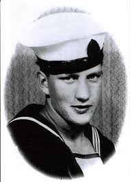 What is the correct order for displaying my father's World War II medals?