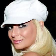 Ann Conrad (@AnnBMW)