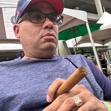 Yuberkis M. Almonte (@_YuberkisA)