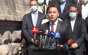1985'te türk eğitim derneği ankara koleji vakfı özel lisesi'ni birincilikle bitirdi. Ali Babacan Turkiye Ye Guclendirilmis Rudaw Net