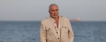 This artist appears in 39 charts and has received 1 comment and 2 ratings from besteveralbums.com site members. Bernard Lavilliers Tout Ce Qui Est Ordinaire Me Fait Chier Actualite Musicale Voir Ca