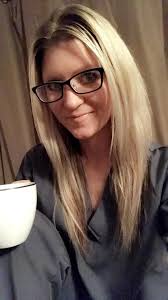 Any scarf with a short, wipe-down neck?