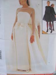 Vintage Vera Wang Bridal Collection Wedding Dress Patterns Vogue 1583 Sizes 8 12 Brides Maid Wedding Dress Patterns Vogue Dress Patterns Bridal Dresses Vintage
