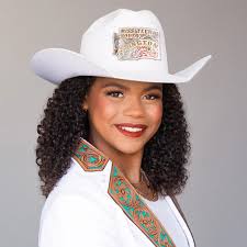 Something gold came in the mail for me all the way from Michigan! I am so  excited for our Gold Rush themed pageant! A huge thank you to the  individuals who made