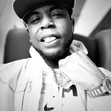 Coast Contra, the four man collective of Ras and Taj Austin, Rio Loz and  Eric Jamal, has released some of the best freestyles of the last few years.  Their latest, 08 Obama,