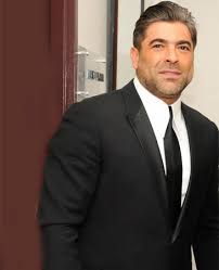 Wael kfoury i وائل كفوري. Ø±ØºÙ… Ø£Ø²Ù…Ø§ØªÙ‡ Ø§Ù„Ù†ÙØ³ÙŠ Ø© ÙˆØ§Ø¦Ù„ ÙƒÙÙˆØ±ÙŠ Ø¹Ù„Ù‰ Ø£Ù‡Ù… Ø§Ù„Ù…Ø³Ø§Ø±Ø­ Ù†ÙˆØ§Ø¹Ù…
