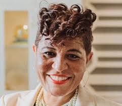 Monique Thompkins's Instagram, Twitter & Facebook