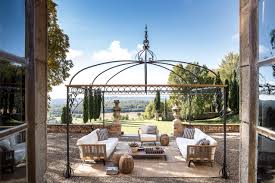 Gazebo Esterno Moderno Le Idee Piu Chic Per Il Giardino