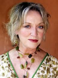 Veronica Cartwright remembers battling an 'Alien'