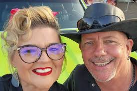 Fundraiser for Robin Hawk by Sandy Norris-Thomas : This couple lost  everything in a devistating fire