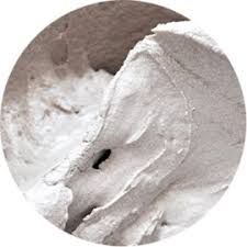 1/4 chaux (blanche ou grise) 1/4 ciment ( blanc ou gris) 1/2 sable (suivant fini souhaité, de 0.4 à 0.2) si enduit finition couleur ton pierre. La Chaux Fait Son Grand Retour Usages En Construction