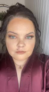 🚨MY NEW MAKEUP PAGE🚨 Blazin' Beauty by Hannah Devane is all about the  latest makeup trends, and the hottest looks. I am consistently exploring  new styles/techniques and will be needing models in