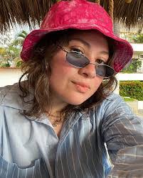 Jasmine Cuevas's Instagram, Twitter & Facebook