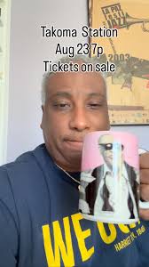 Go to the link in the bio and click GIGS!