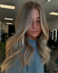 izzy bowles || boise extensions & lived in color🤍