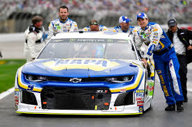 The american ethanol green flag restart award goes to the eligible driver that records the fastest average speed on restarts and finishes the race on the lead lap. Elliott Keeps Atlanta Top Ten Streak Alive Napa Know How Blog