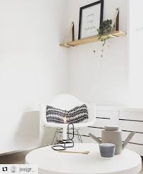 heel gaaf de kleur creme tegen een witte muur www bijlien nl witte muur babyblauw wit