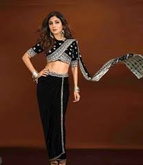 The latest tweets from @theshilpashetty Shilpa Shetty Flaunts Her Perfect Figure In Velvet Crop Top And Skirt Worth Rs 46 000 Bollywood News Bollywood Hungama