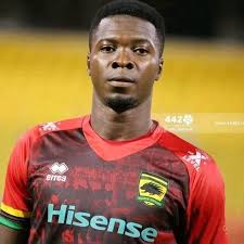 Report: Ismail Ganiu FINALLY agree to Asante Kotoko contract extension