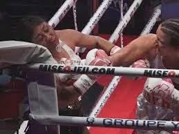 A young mexican boxer competing in a bout . K3nnzbmtbgfkdm