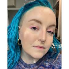 Lucy (she/they) (@lucy_trieshmann)