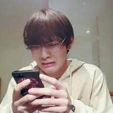 Moreover, at a different bts fansign event, kim taehyung responded to an army crying by wiping her tears and even started fake crying himself. King Of Expressions The Best Fake Bts Kim Taehyung Facebook